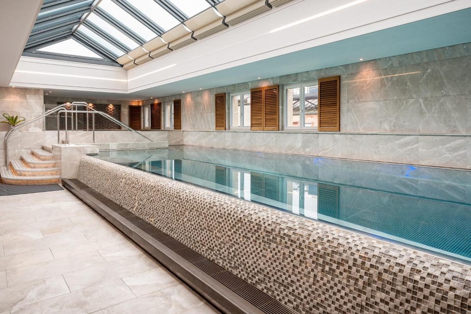 Four Seasons Hotel des Bergues Geneva Hotel in Geneva