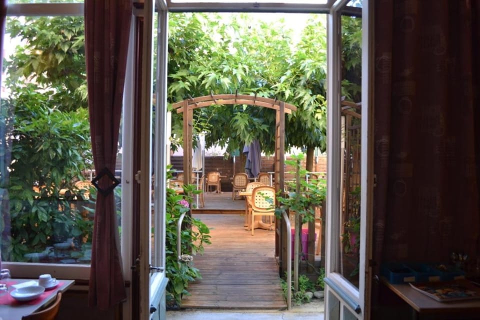 Hotel Pedussaut Hotel in Occitanie