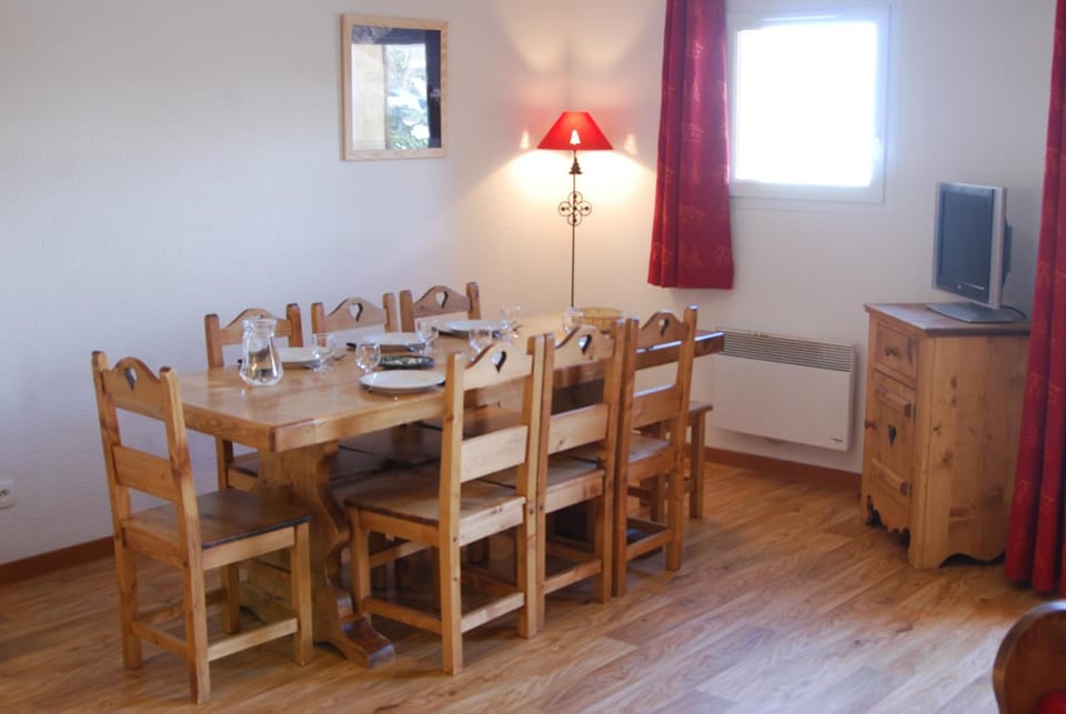 Vacanceole - Residence Central Park Hotel in Allos