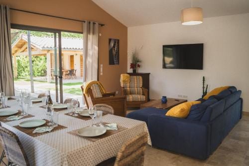 Gites Lou Hamou Hotel in Provence-Alpes-Côte d'Azur