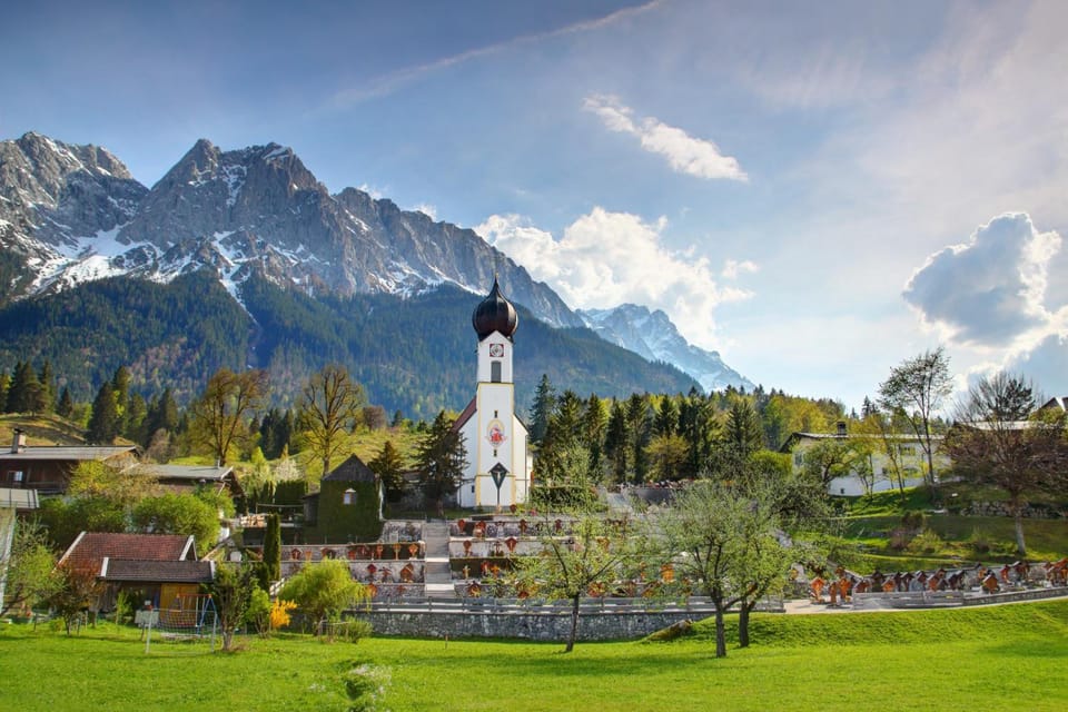 Ferienwohnungen Zugspitze Hotel in Grainau