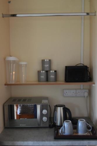 Carrick Cove self contained accomodation with private decking Hotel in Northern Ireland