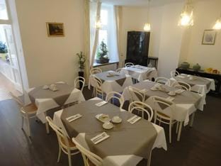 Hotel Moon Hotel in Neuss
