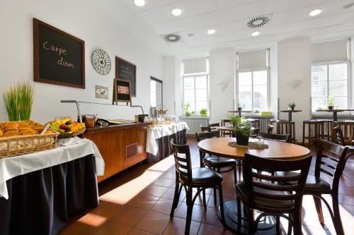 Kolping Hostel Trier im Warsberger Hof Hostel in Trier