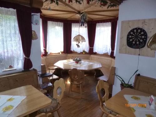 Landgasthaus Gemsennest Hotel in Hinterzarten