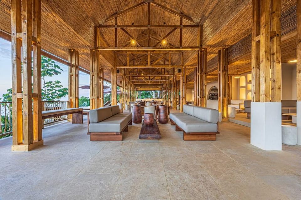 Tiki Villas Rainforest Lodge & Spa Hotel in Bahía Ballena