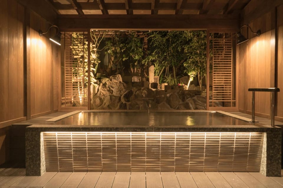 Hot spring bath