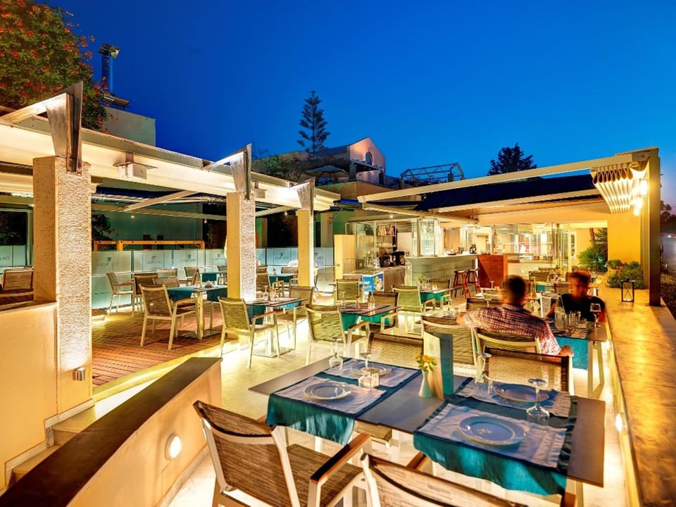 Forum Suites Hotel in Crete