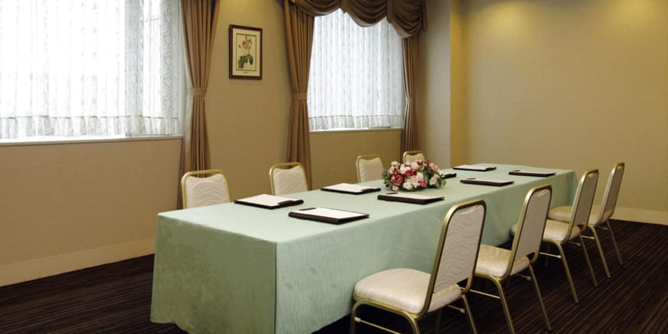 Hotel Green Tower Makuhari Hotel in Chiba Prefecture