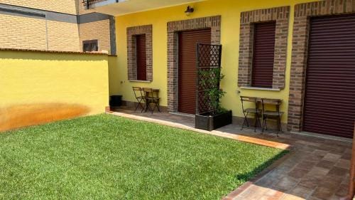 Guest House Le Gemelle Vagabonde Hotel in Fiumicino