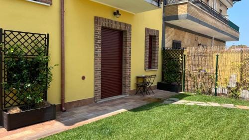 Guest House Le Gemelle Vagabonde Hotel in Fiumicino