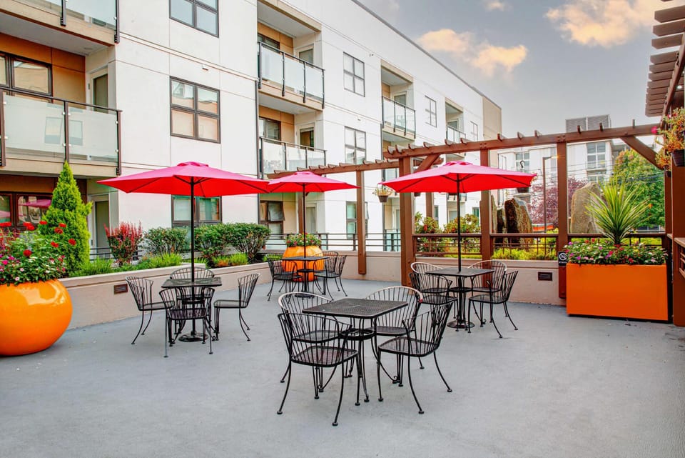 Hampton Inn & Suites Seattle-Downtown Hotel in South Lake Union
