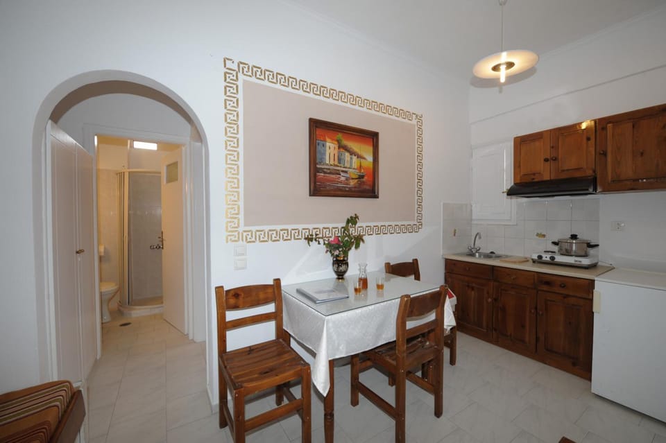 Orfeas Apartments Apartment hotel in Kamari