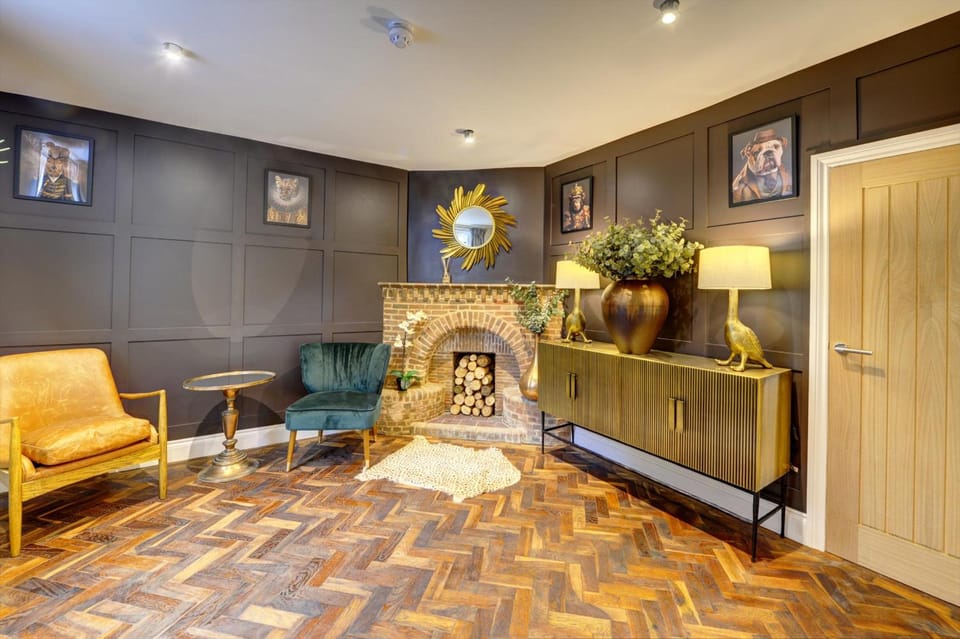 The Bridge House Henley Hotel in Wychavon District