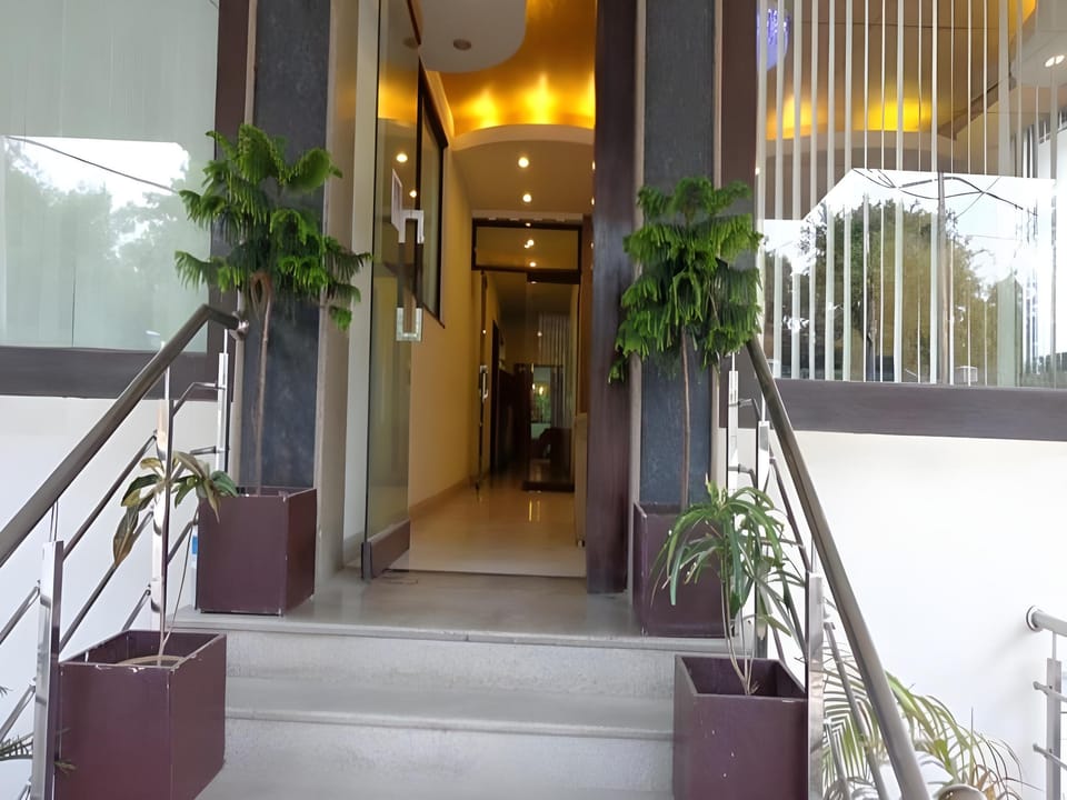 Hotel Viva Destination Hotel in Gurugram