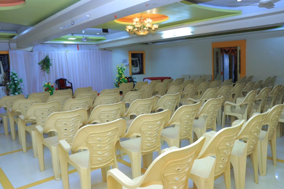 Mayura Lodge Residency Hotel in Karnataka