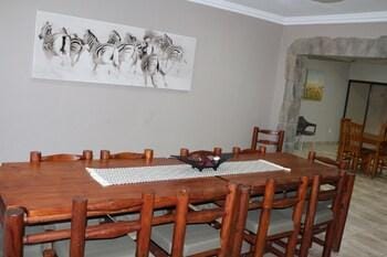 Hummingbirds Nest Guesthouse Hotel in South Africa