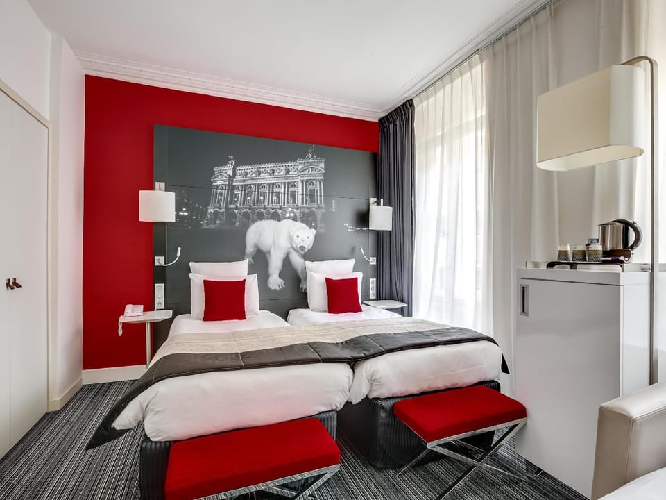 Guestroom