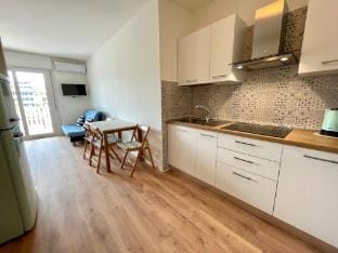 Beautiful studio with stunning terrace by Beahost Rentals Hotel in Porto Santa Margherita