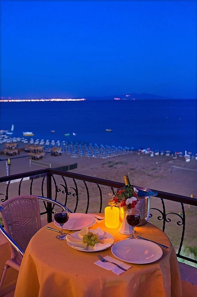 Hotel Palmera Resort Hotel in İzmir Province