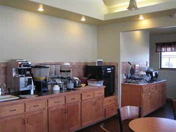 Trade Winds Motel Hotel in Nebraska