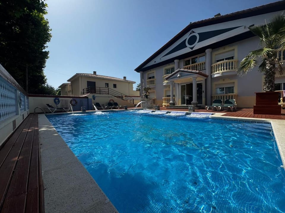 Hotel Portofino Hotel in Alt Empordà