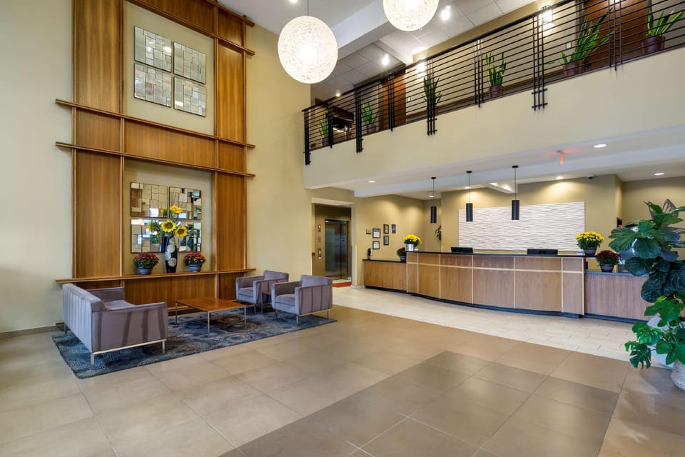 Best Western Plus Lacey Inn & Suites Hotel in Lacey
