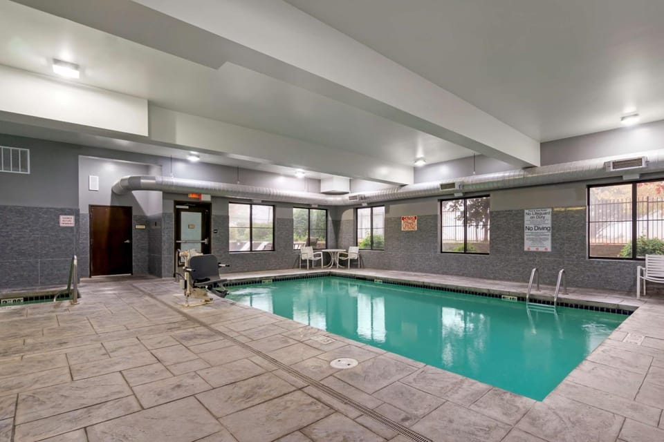 Best Western Plus Lacey Inn & Suites Hotel in Lacey