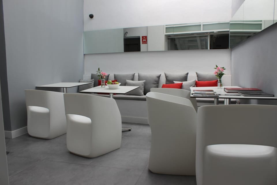 Hotel Caireles Hotel in Cordoba