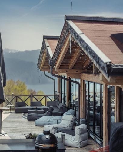 Gmundnerberghaus - ROOMS Hotel in Altmünster