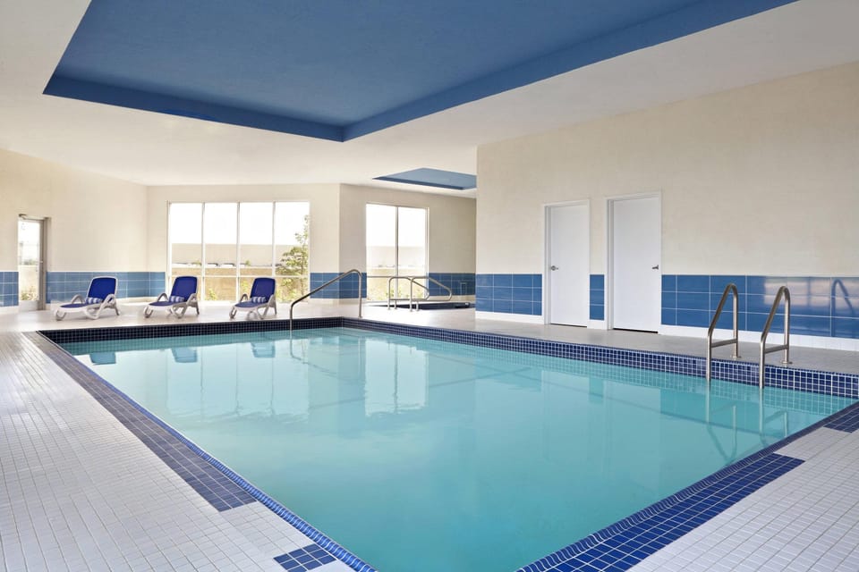 Four Points by Sheraton Edmonton Gateway Hotel in Edmonton