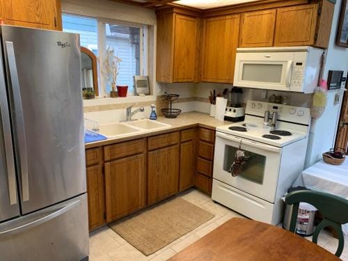 Lake Tapps Bungalow Hotel in King County