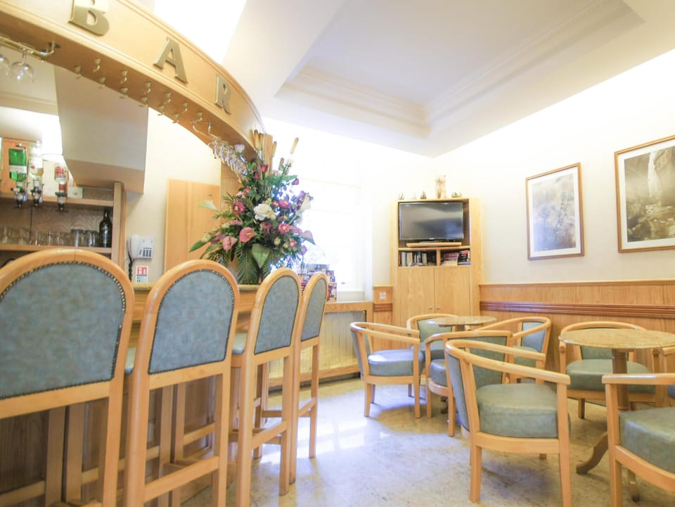 Bar/lounge