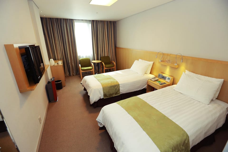 Guestroom