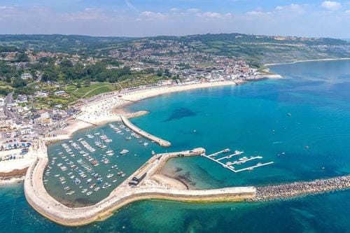 No 4 suite Hotel in Lyme Regis