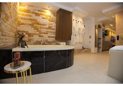 Suites Aix la Chapelle, Exclusive Apartments, Wellness and more, Aachen City Hotel in Aachen
