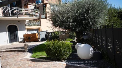 Casa Catone (affitta camere) Hotel in Rome