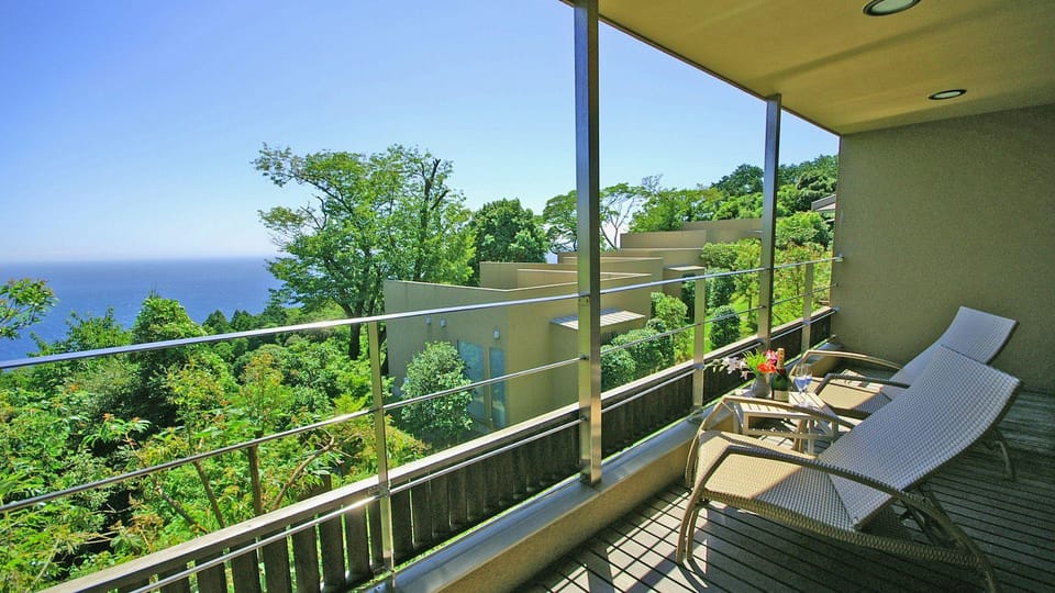 Gensen to Hanare no Oyado Tsuki Hotel in Shizuoka Prefecture