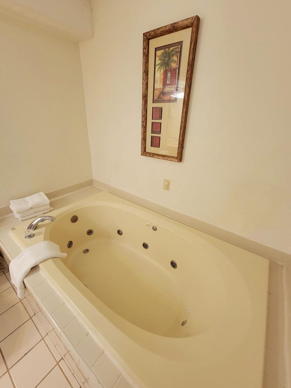 Town Inn Hotel in Jersey Shore