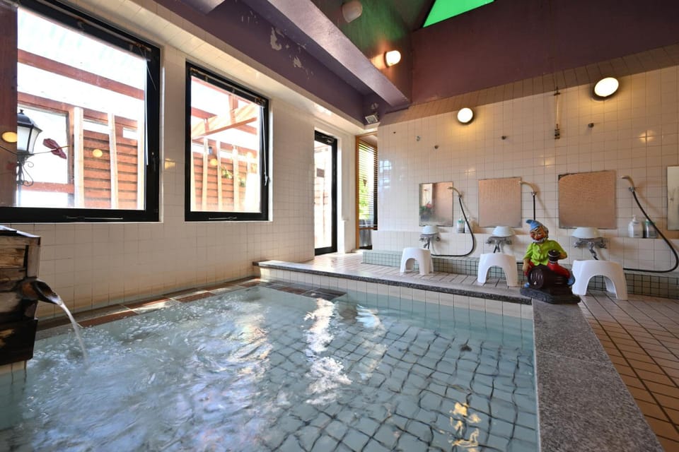 Hot spring bath