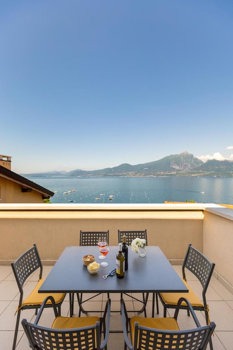 Residence La Corte Danese Hotel in Torri del Benaco