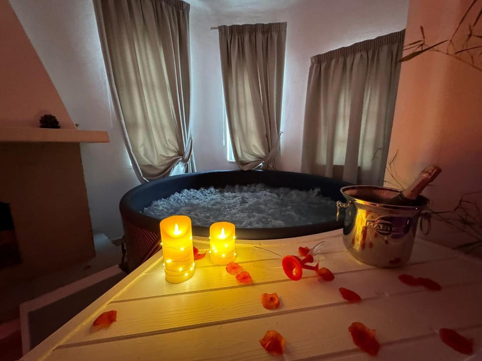 Villa Aida Luxury Apartments & Spa Hotel in Forio