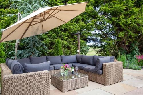 The Fox and Hounds Country Inn Inn in England