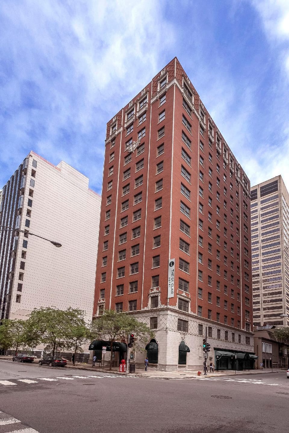 The Saint Clair Hotel - Magnificent Mile Hotel in Streeterville