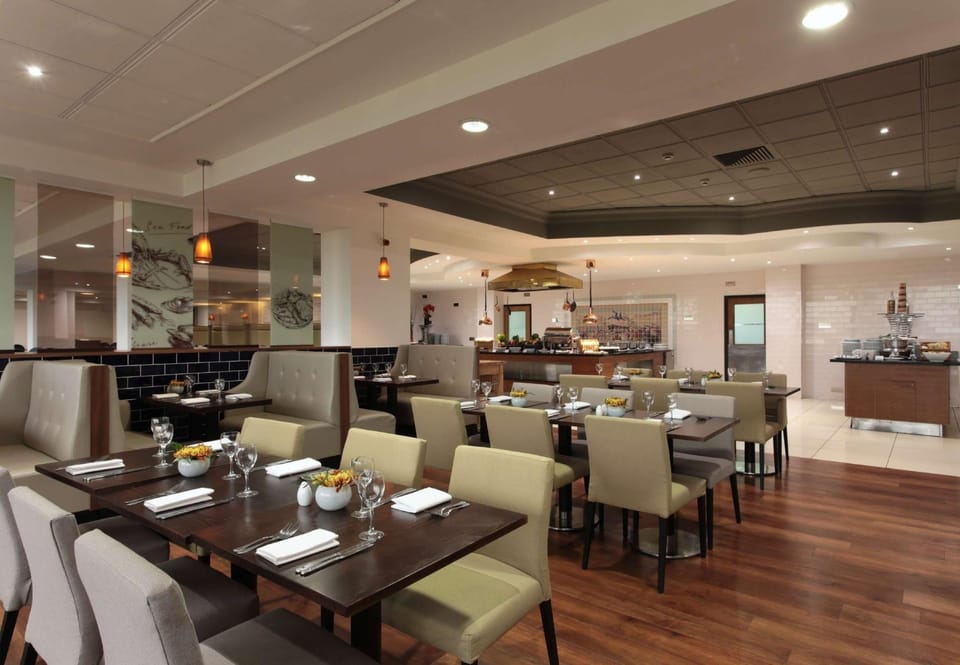 Renaissance London Heathrow Hotel Hotel in London Borough of Hounslow