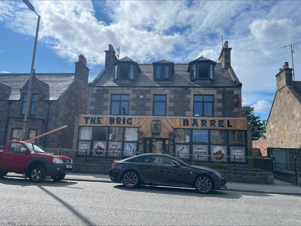 Brig&Barrel Hotel in Scotland