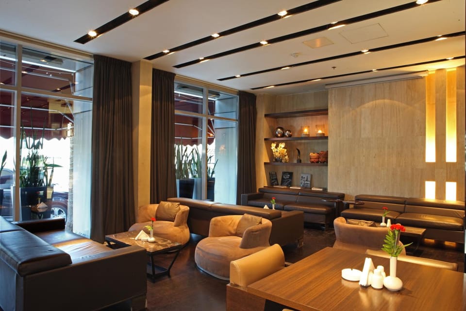 Bar/lounge