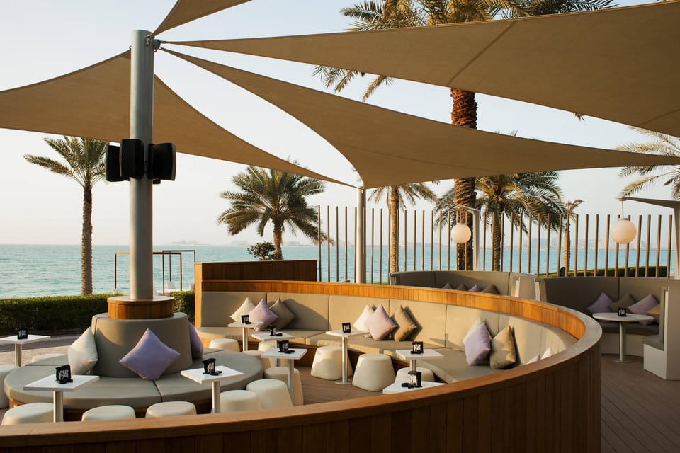 Bar/lounge