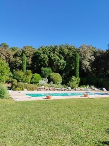 Le Grand Saint Mitre Hotel in Saint-Maximin-la-Sainte-Baume
