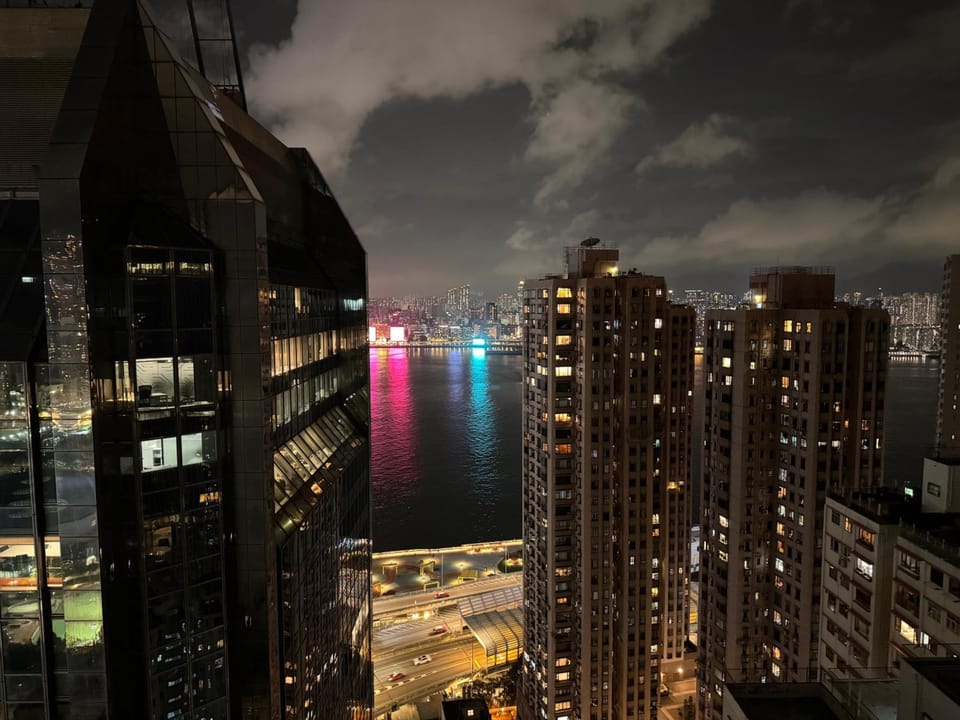 Twenty One Whitfield Apartment hotel in Hong Kong